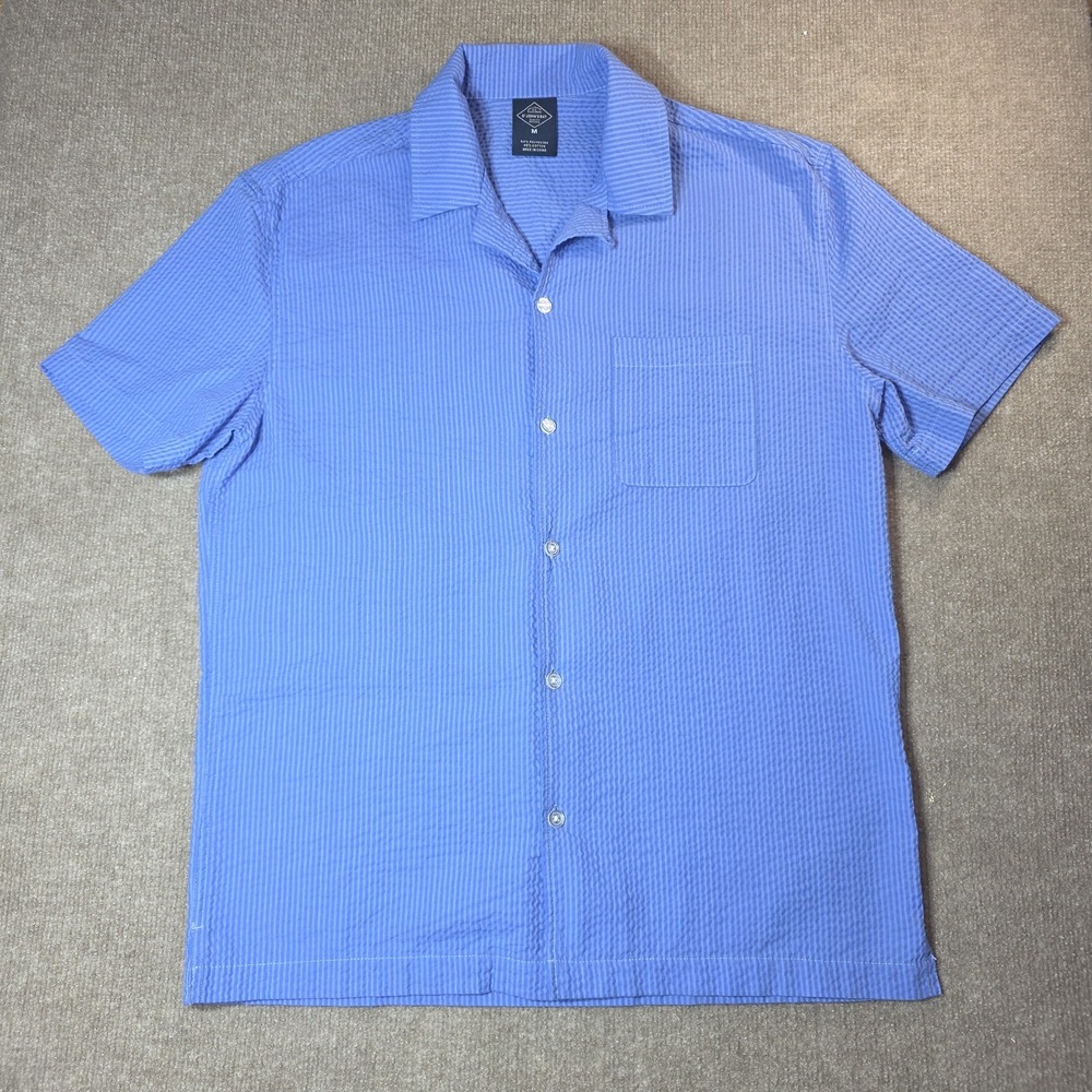 St. John's Bay Men's Blue Striped Seersucker Shirt Short Sleeve Button Down M